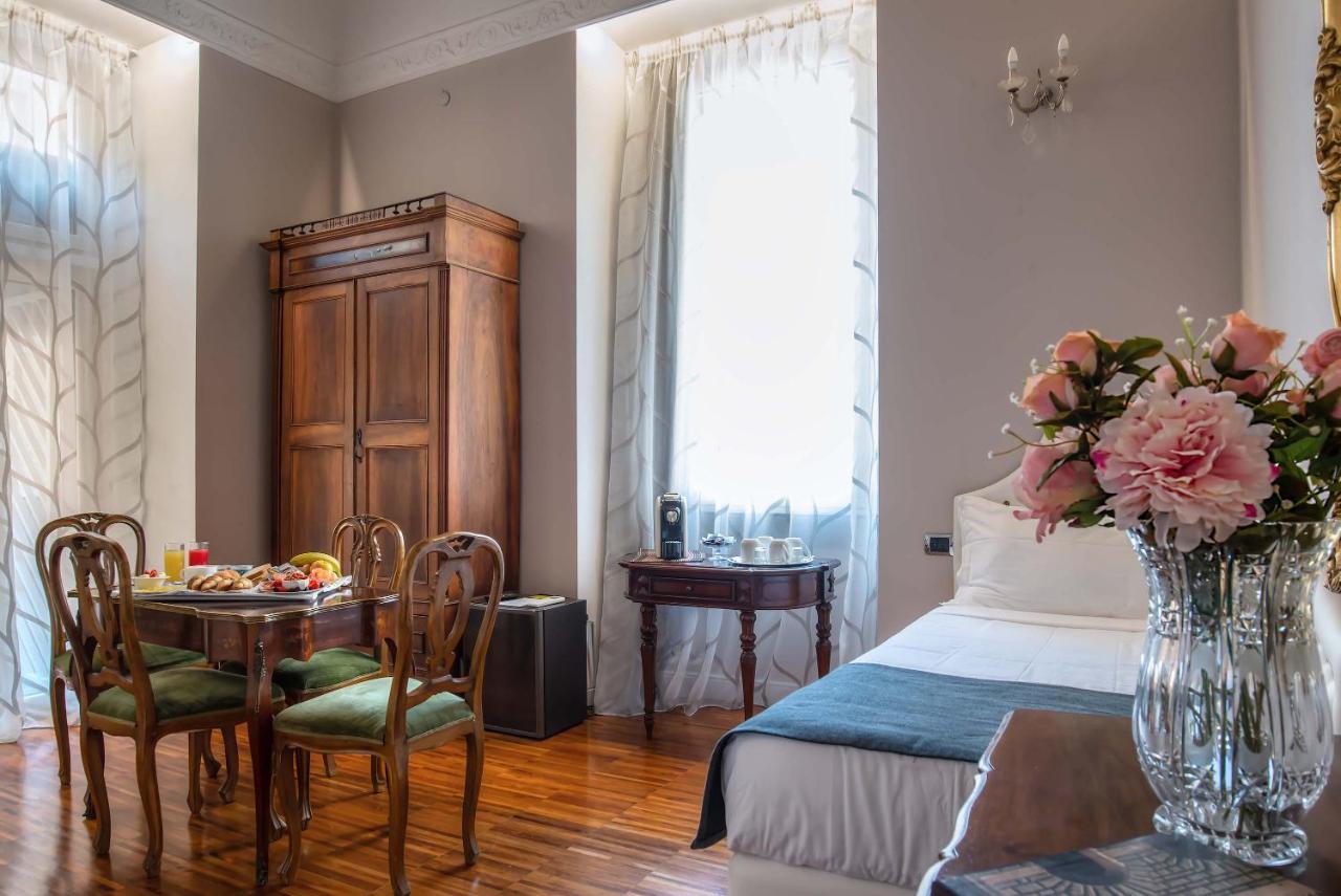 I Tre Moschettieri - D'Artagnan Bed & Breakfast โรม ภายนอก รูปภาพ